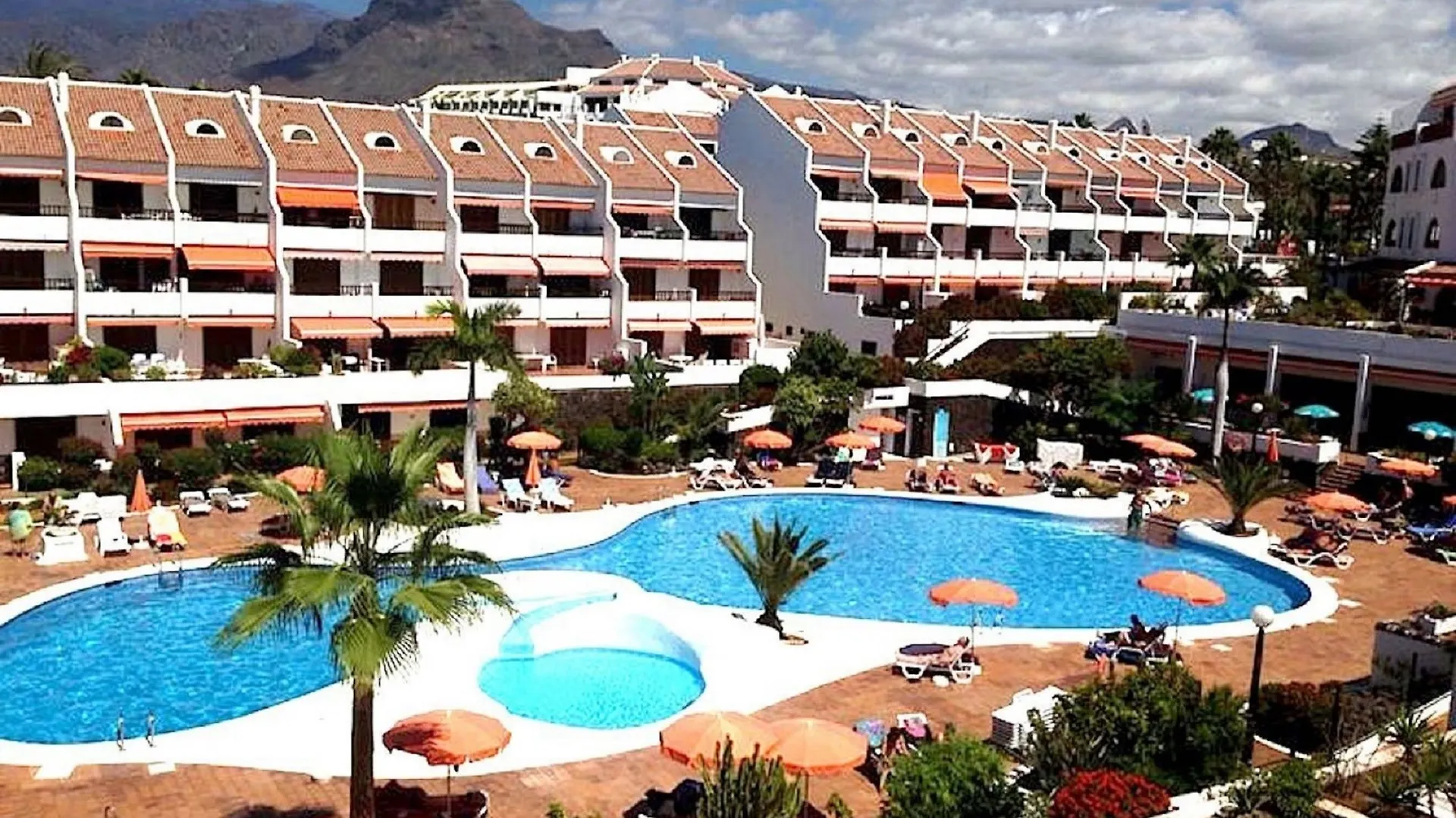 Santiago Complex Duplex Apartment Arona